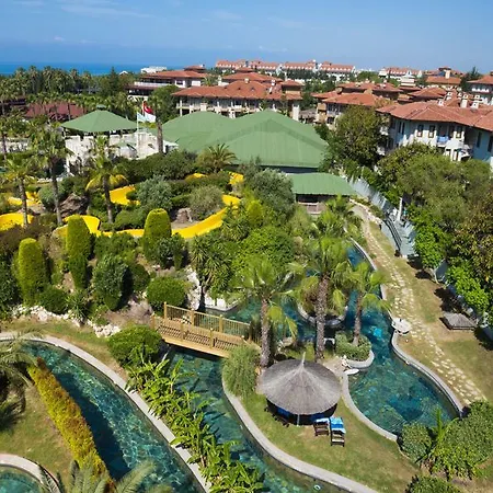 Club Grand Aqua Hotel